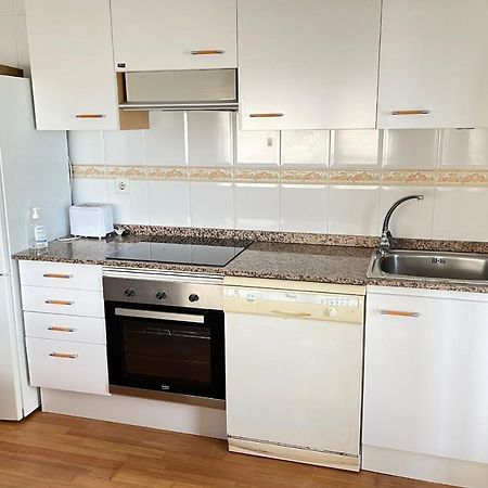Apartment With Sea Views Next To The Beach Of Mar Bella Barcelona Eksteriør billede